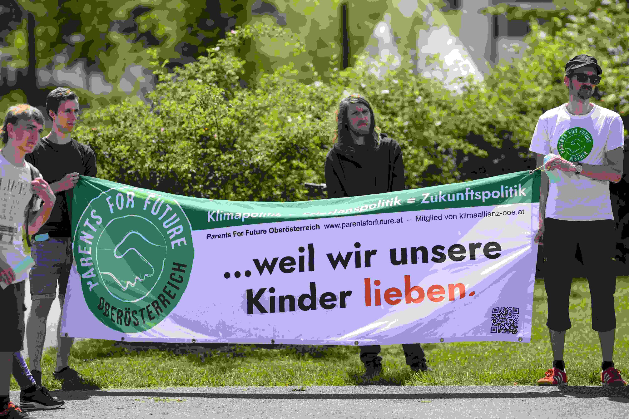 Read more about the article #WeMakeTheFuture – Klimastreik von FFF Vöcklabruck