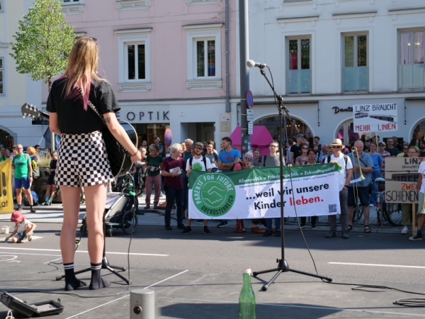Parents For Future beim weltweiten Klimastreik in Linz (15.9.2023)